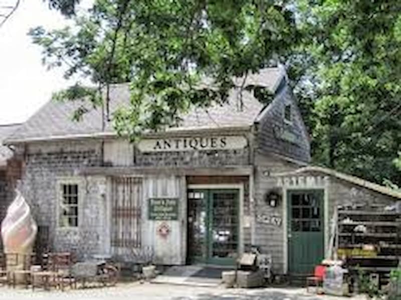 Tiverton four corners